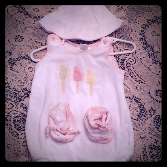 Toddler one piece outfit With hat and little booti - Picture 1 of 2